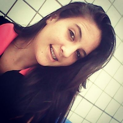 Jenny Souza,  Fã loouca da Solange e da Anitta ♡ minhas vidas ♥