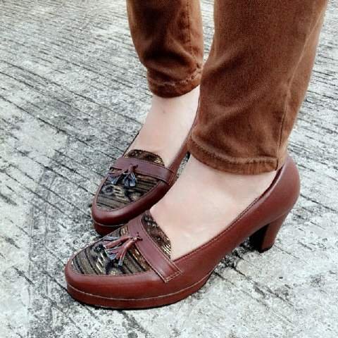 ETHNIC SHOES made with LOVE. BB:25AD1E22 ~ WA:087782171890 ~  Instagram: iWearKANIWA