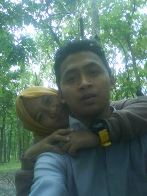 DhesyRosyta's profile picture. 