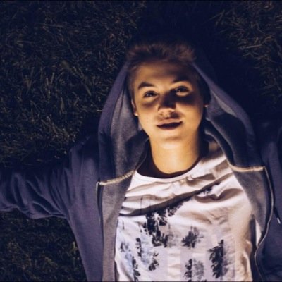 free follow! go follow @camxsides and BE ACTIVE for dms to nash, cam, taylor, jj, jg, and jacob! ☺️