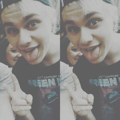 please follow @updatesforx5sos bc we gave you a free follow