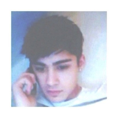 ask for a follow back on @raybanzouis