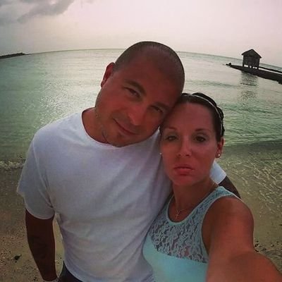 Lola9393's profile picture. 