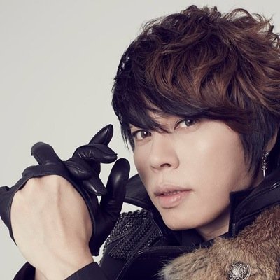 看護師です。でも、色々な人に出会いたいし、話してみたいです。看護師の味方で心理サポートしています。T.M.RevolutionとUVERworldのファンで、ライブで暴れちゃいます。心をしなやかに生きたいし生きていきましょう。待ってまーす。