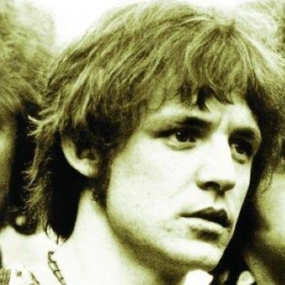 desktopglock's profile picture. Social Media.... Ugh.