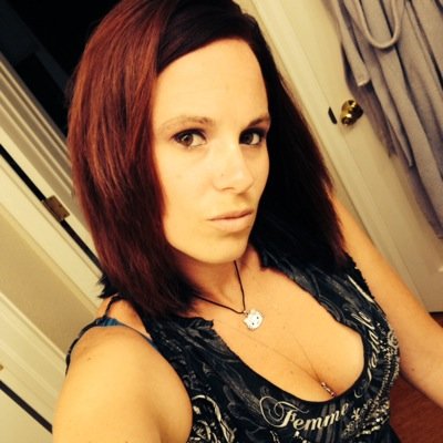 My daughter is my life  Ice Hockey Referee & Avid Snowboarder. Everyday Graphic Designer.