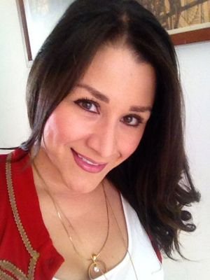 Arquitecta y amante de mi vida, en constante construcción de sueños y venciendo retos; respetando la naturaleza, tocando corazones y agradeciendo bendiciones