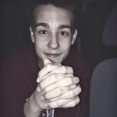 ☜what's a lane?☞ •sanj•mazi•chelsea•karri• ~mason, tyler oakley, james yammouni faved~ ~jacob follows, lost james' follow~