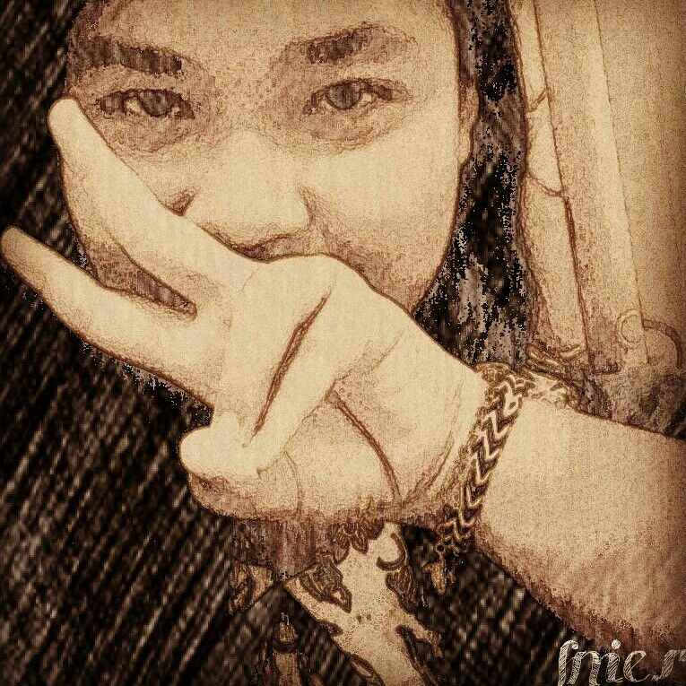 FRT12_'s profile picture. No Music No Life !