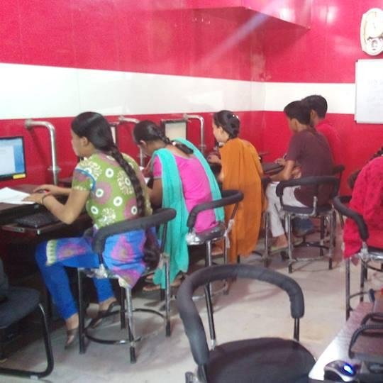 Rajni Computer Coaching Center
4929, 6 Tooti Chowk Paharganj, New Delhi-110055