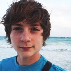 Freindly:) ill follow back even if your friend or foe or family:) #followforafollow:)