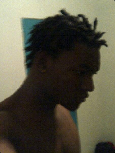 i am a very cool person an i am fun 2 b around