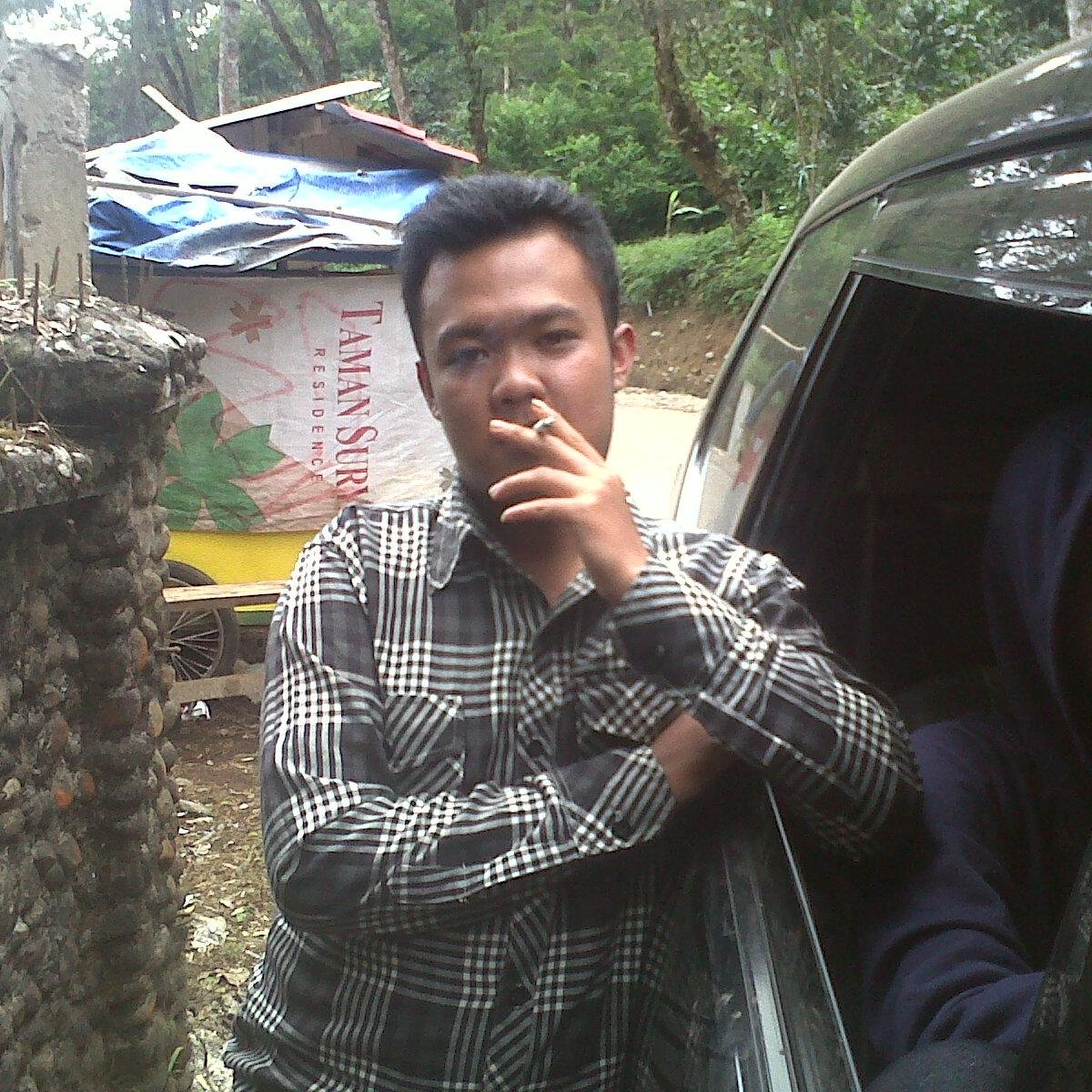 RyanRudiansyah2's profile picture. sedang mencari cinta yg tulus ....