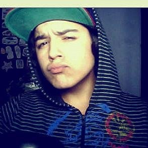 Thais Nunes 10/08/14 Cannabis _\|/_