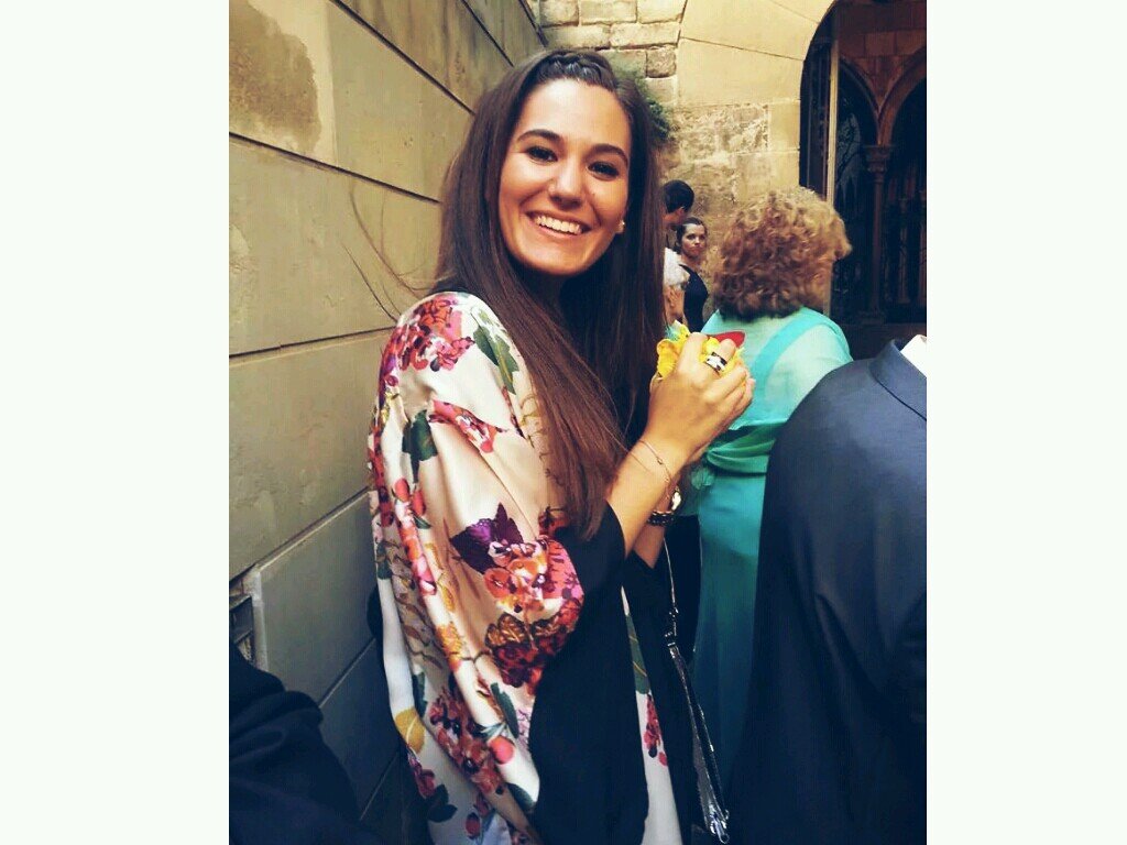 Estudiante de DH en UAB. Lo bueno breve, dos veces bueno.