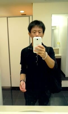 よろしくお願いします  ゆずのコンサートによく行くので ゆず好きの人仲良くして下さい。ＤＳ。