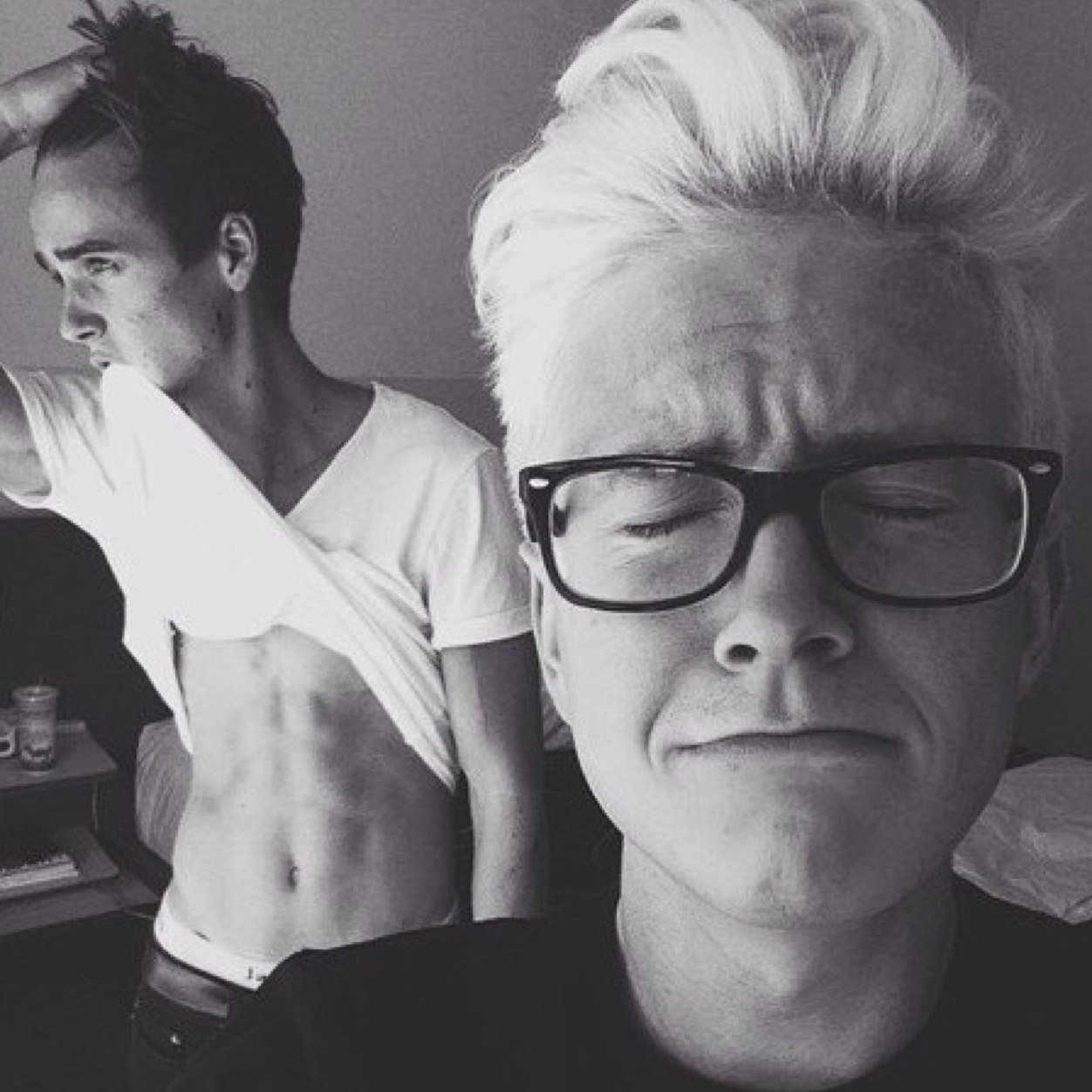 Free follow from @_dmhx ! :) 

Remider : You're Perfect ! ღ