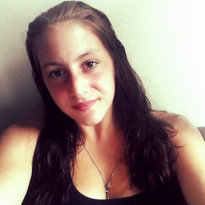 #DORDRECHT/ FEYENOORD ROTTERDAM♥♥.         ♥♥ Me myself & i    ⭐haters gonna hate⭐