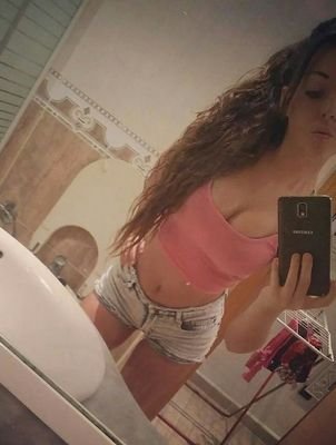 Siendo fuerte desde 1997. Instagram 》paula1326 Snapchat: pau1326
La casualidad nos hizo amigas, el tiempo hermanas. JC ♥