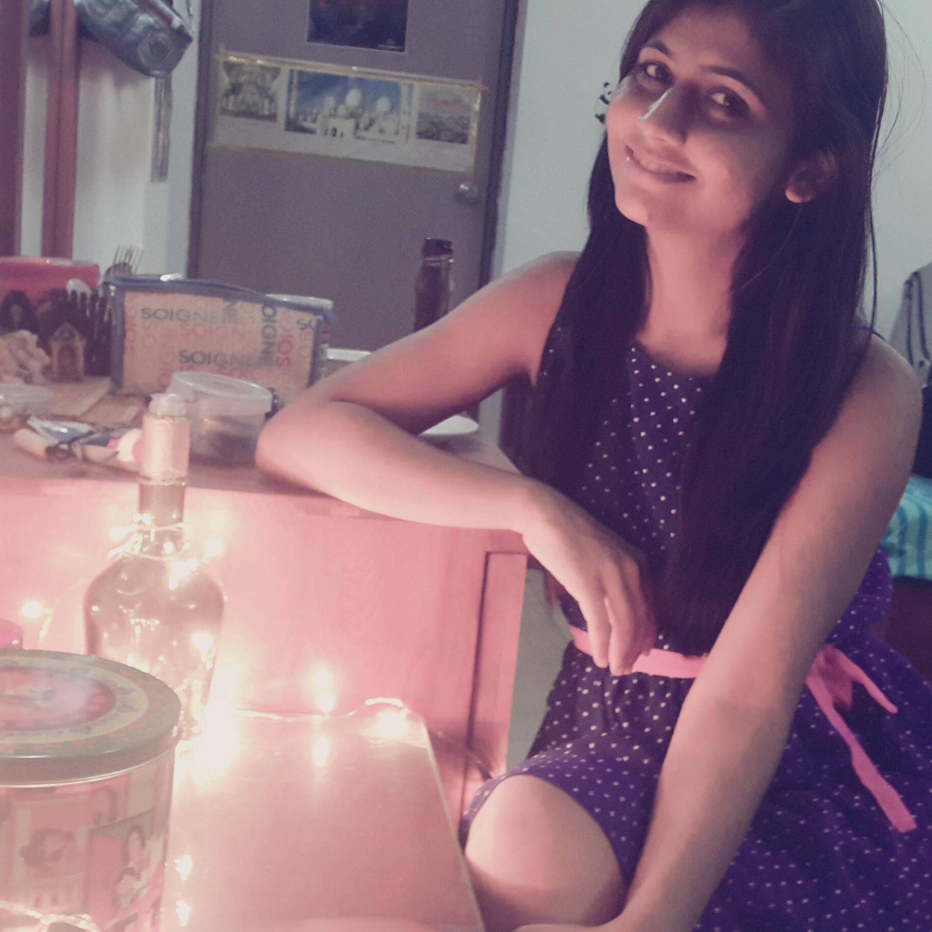Foodie! Pet lover! Travel Enthusiast! BookWorm ! and hundred other words that perfectly define me :P