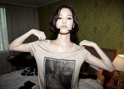 femme fatale. weirdly cute.