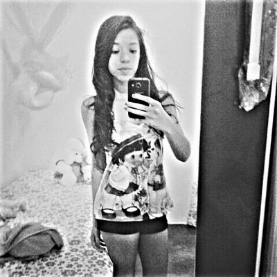Pernambucana,  15 anos.