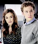 Um agente e um tipo de inventor da SHIELD, eu acho. #FitzSimmons