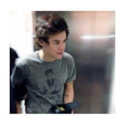 follow @relahxinghoran she followsback fan accs if you ask xx