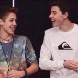 this is just a saved account to RT things/spam so don't mind the user bc I made it up when I was a fetus