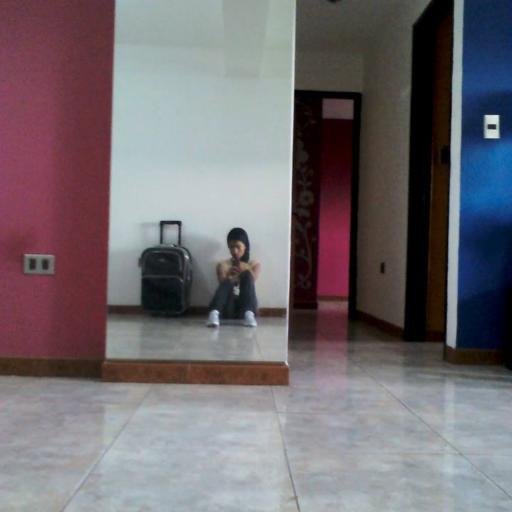 Hola, soy la Naho♥ , Soy Directioner, soy callada hasta que entro en confianza, no te metas conmigo porque no se pelear,en finn!! SIGUEME Y TE SIGO