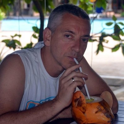 Yuvalamir's profile picture. 