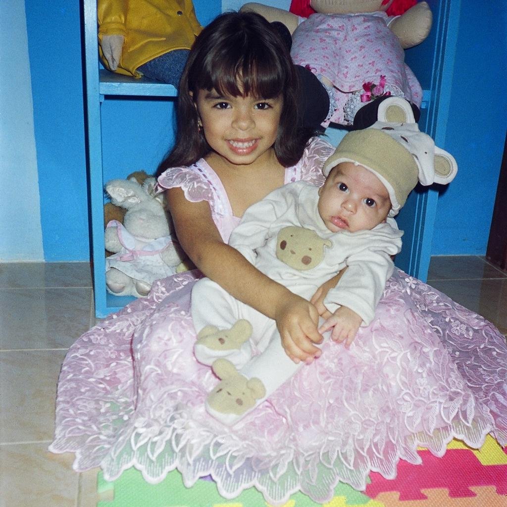 Soy tan rebelde que cuando Dora la exploradora hace una pregunta, nunca le contesto. Lo sé, soy un peligro para la sociedad.