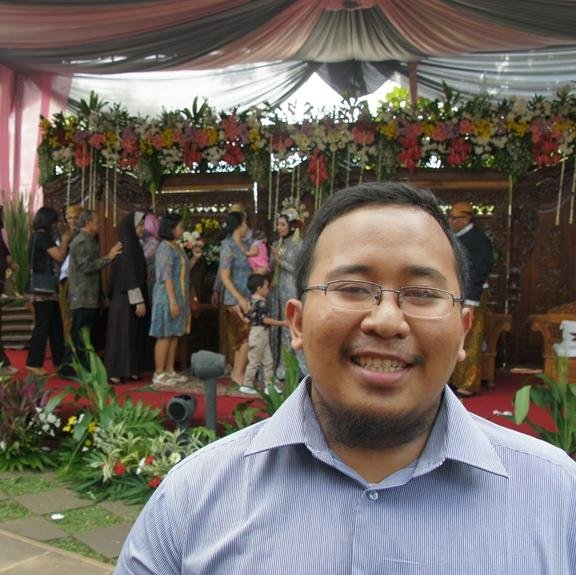 rezharejha's profile picture. Ocean engineering ITS Bismillahirrahmannirrahim