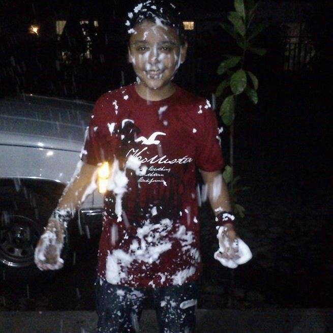 CochoKevin's profile picture. Soy él chico tonto que oculta sus sentimientos por miedo a que se burlen de él:/