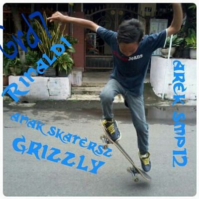 I'm Free.. Salam kenal.. Follow me.. Mention for follback.. 12jhs g7 .. Follow Ig: rinaldi_sktrs Pasti ke follback (y)