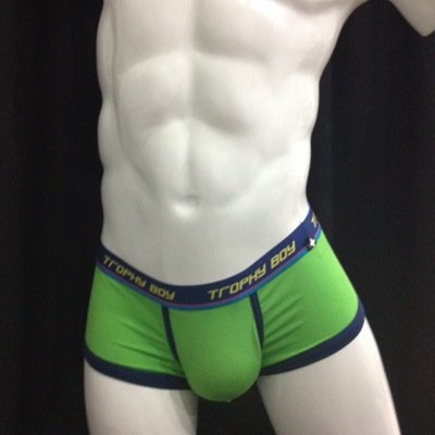 Ropa interior para caballero, nos ubicamos en Centro comercial Los Próceres, local 230 segundo nivel, tel (502) 2332 8421