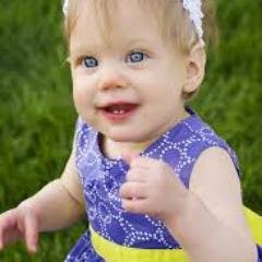 im kayla im 1  year old and my mommy is @snowqueenmills