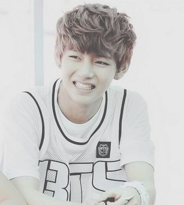 Taehyuung95's profile picture. Kim Tae Hyung 김태형 || December 30, 1994 || #BTS Maknae