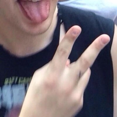 Official twitter account to @michael5sos nuggets