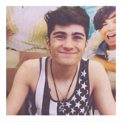 ask for a follow back on @raybanzouis