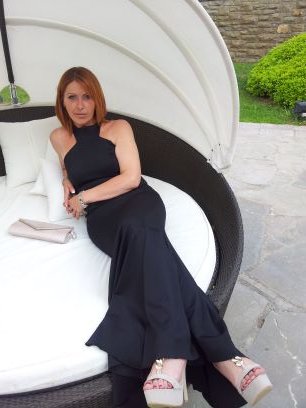 mujer de @hansrudel14