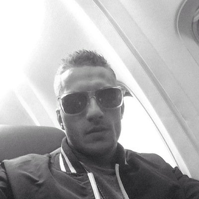 dansouth87's profile picture. 