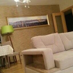 yakyndost's profile picture. 