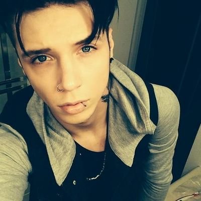 andy biersack.