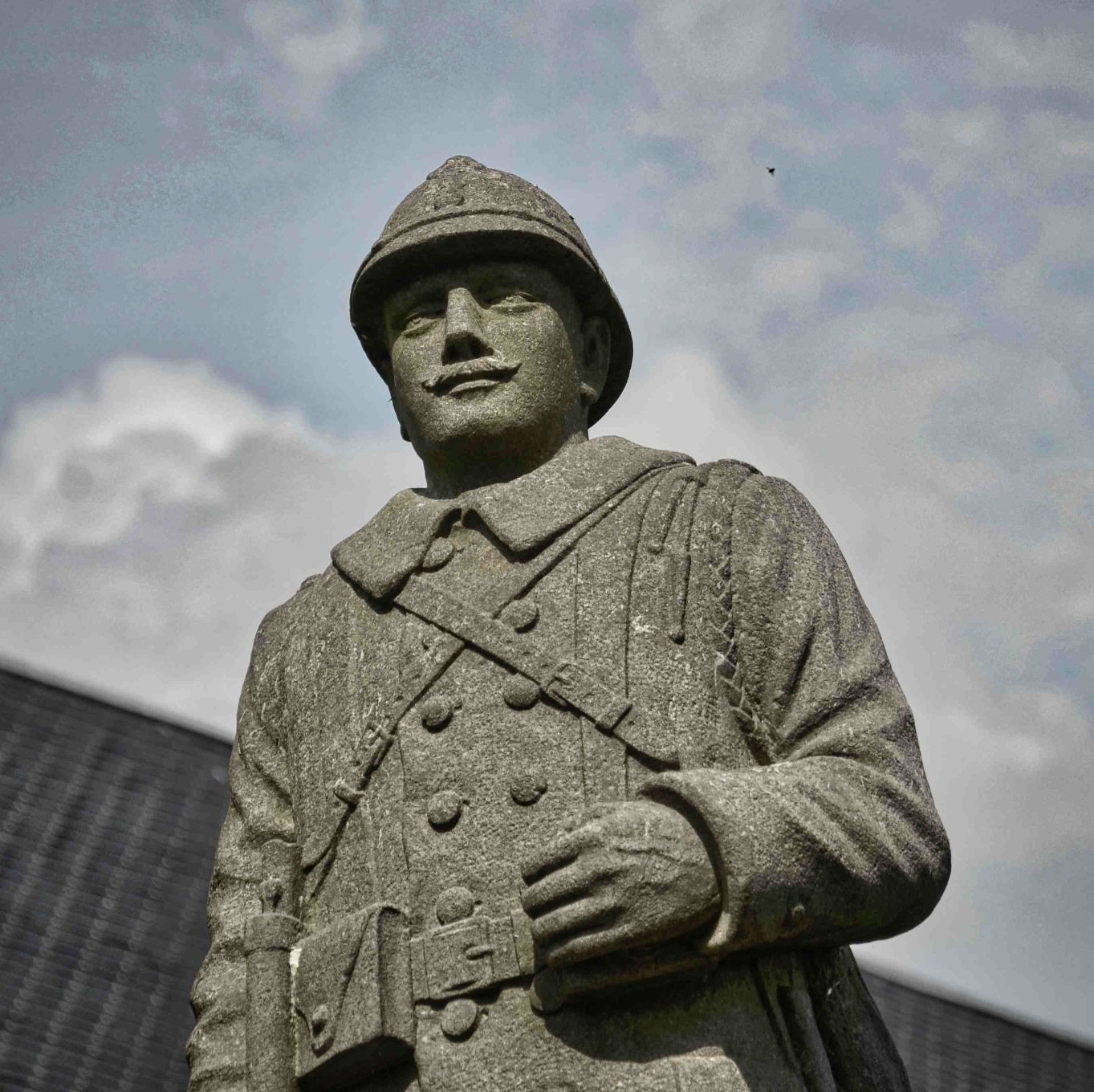 Revisiting, photographing & understanding the battlefields of #WW1 during the #WW1Centenary & beyond. Blog editor is @sommecourt.