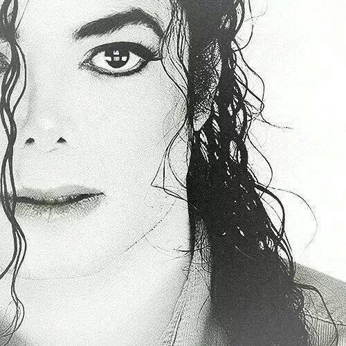 laura86608790's profile picture. 