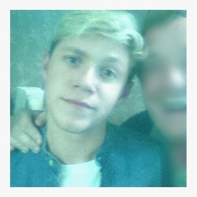 FOLLOW @narryforce @narryforce PLEASE BC SHE GAVE YOU A FREE FOLLOW THANK U