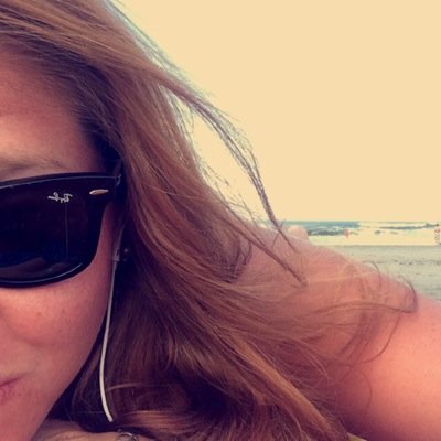 ellynkeosian's profile picture. -Temple University-kinesiology-snowboarding-NSP