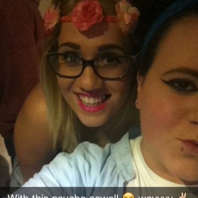 'Be your own kind of Beautiful' Instagram- Holliepritchard