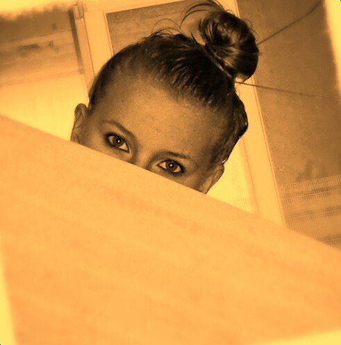 DeejayNight7's profile picture. Si c'est pour me unfollow dans 2jours, je vous pris de vous casser! @Auude_Ode